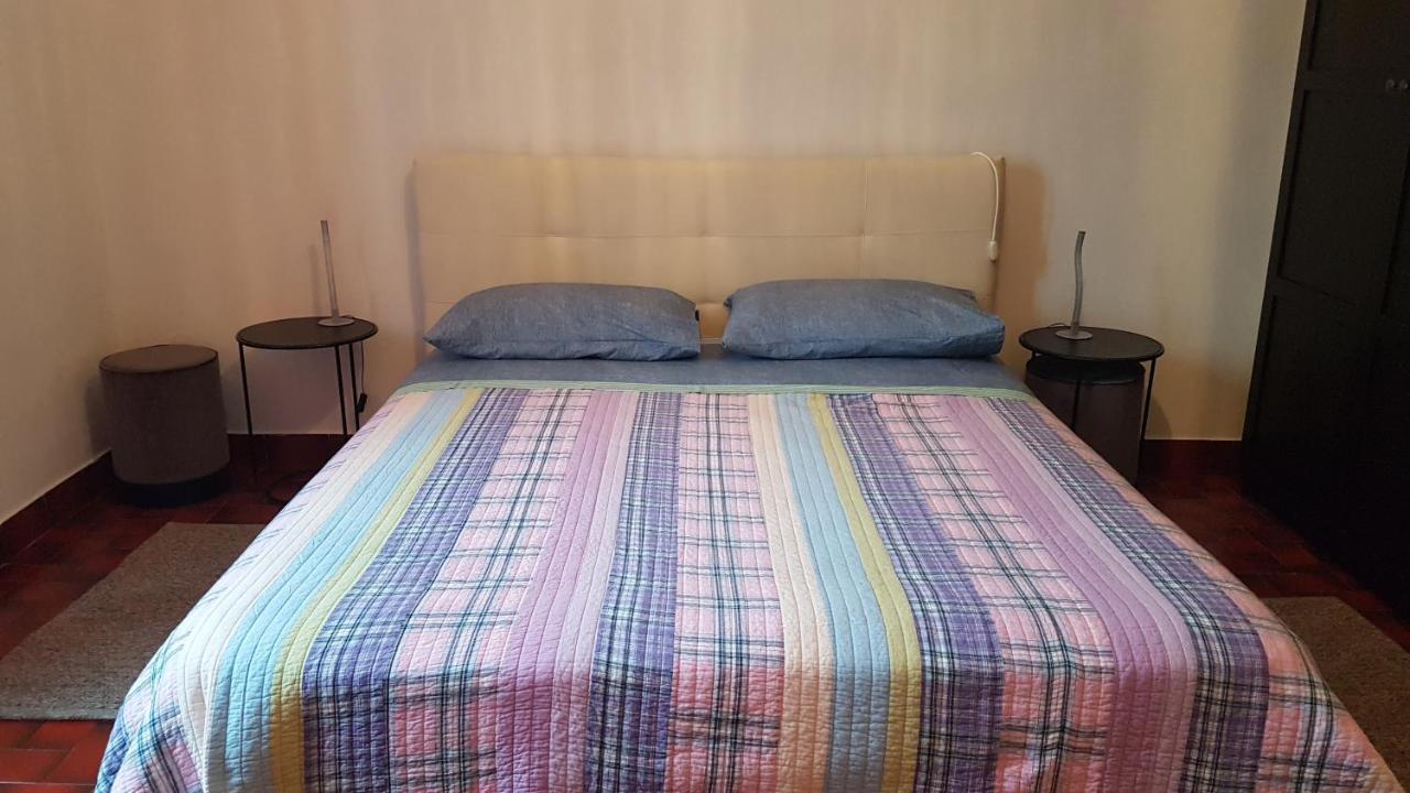 Flora Apartment Молтрасио Екстериор снимка